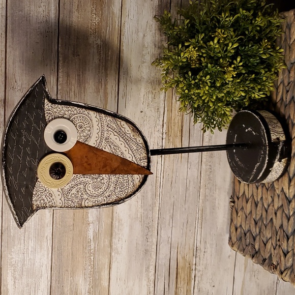 Adorable Handcrafted Whimsical Owl Statue 🦉 - Picture 3 of 6